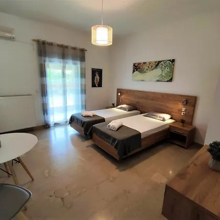 Fontana 1-bedroom House